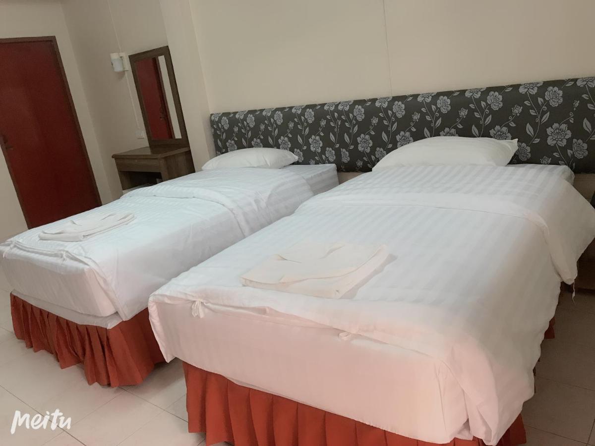 Baan Boa Guest House Patong Luaran gambar